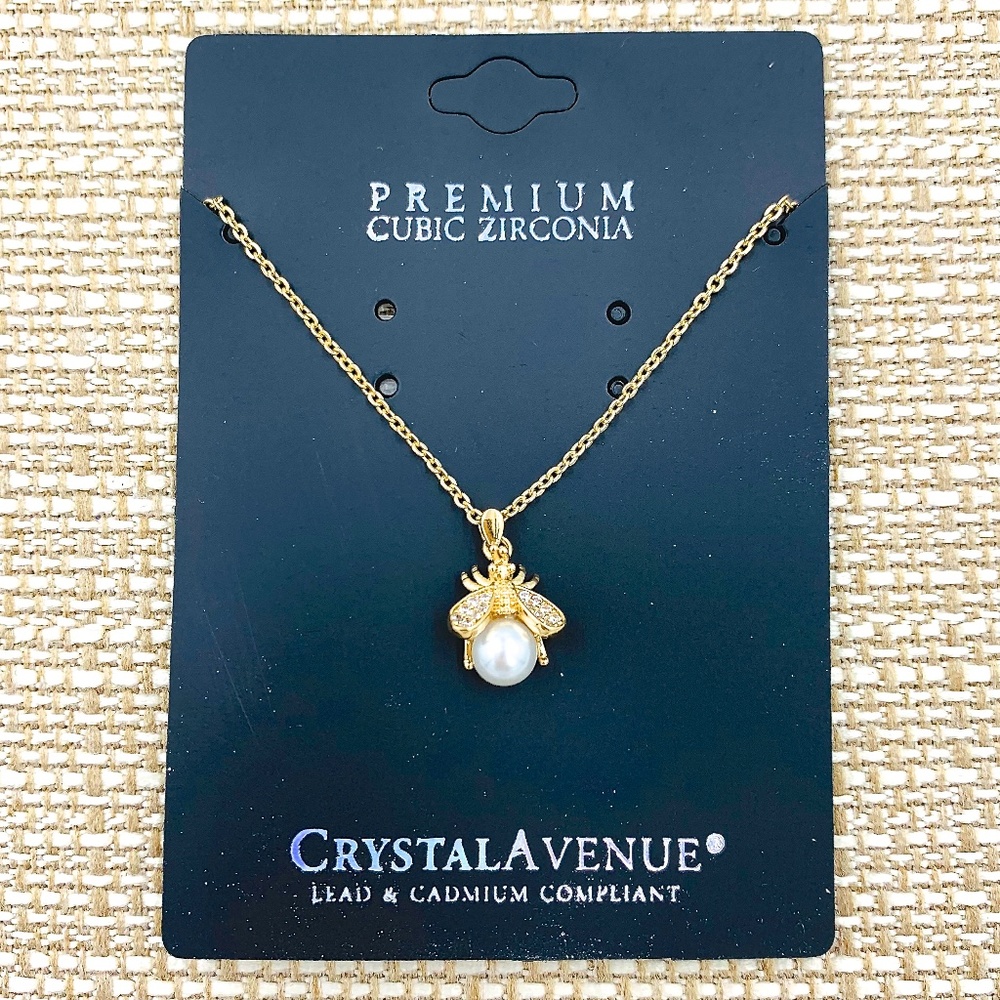 Bee Pendant Necklace w/ Pearl Body - Gold Plated